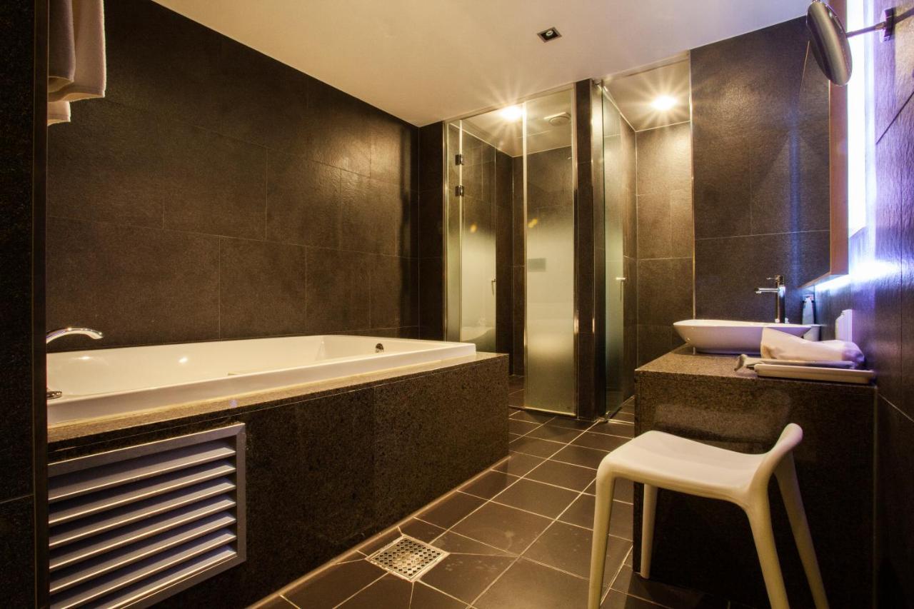Suwon Reve Hotel Eksteriør billede