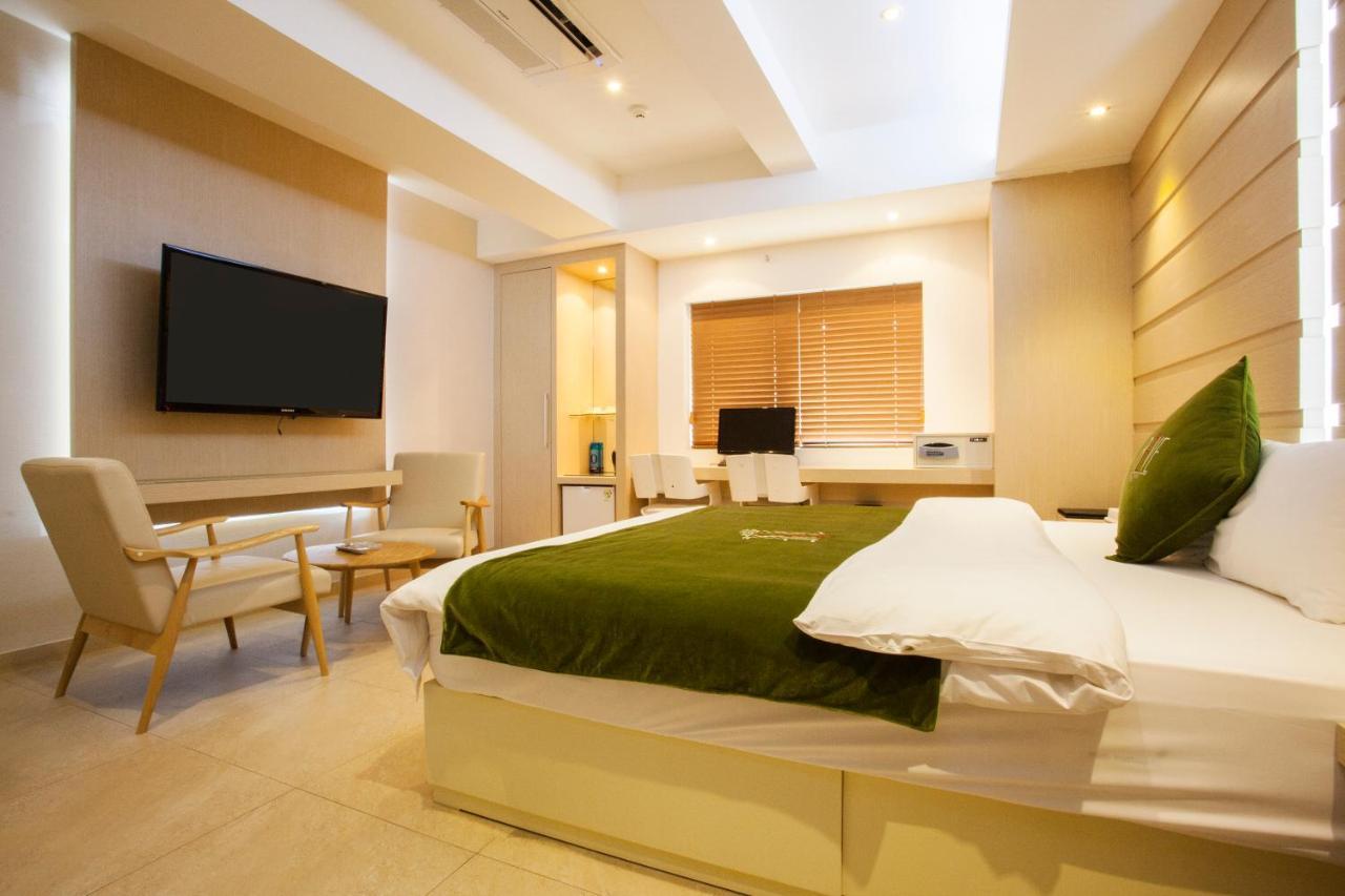 Suwon Reve Hotel Eksteriør billede