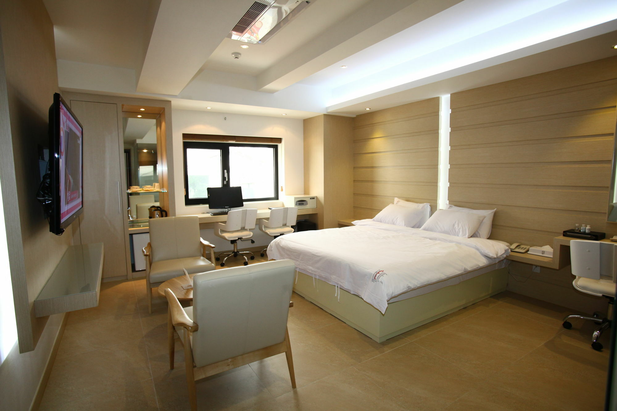 Suwon Reve Hotel Eksteriør billede
